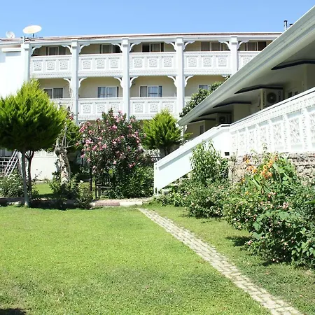 Miami Szálloda Side